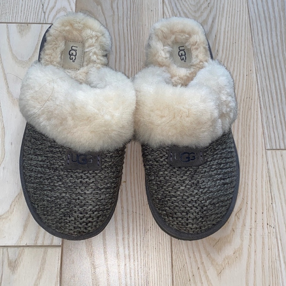 UGG Gray Cozy Slippers - Size 9
